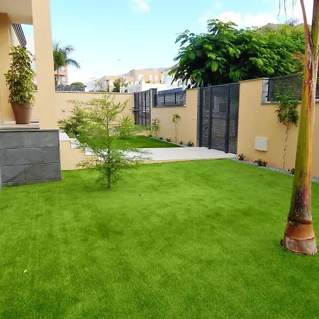 5 Bedrooms Villa With Sea View Private Pool And Enclosed Garden At Costa Adeje 2 Km Away From The Beach ヴィラ *