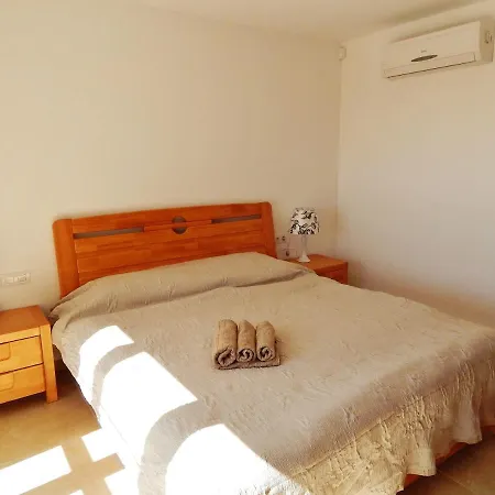 5 Bedrooms Villa With Sea View Private Pool And Enclosed Garden At Costa Adeje 2 Km Away From The Beach فيلة أذيخي